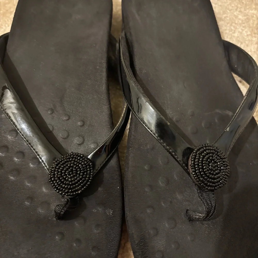 Vionic stylish black